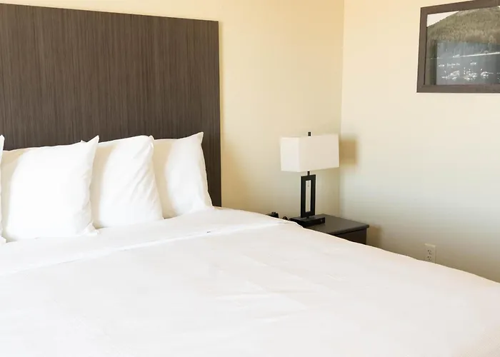 Hotel Iron Creek Inn&suites