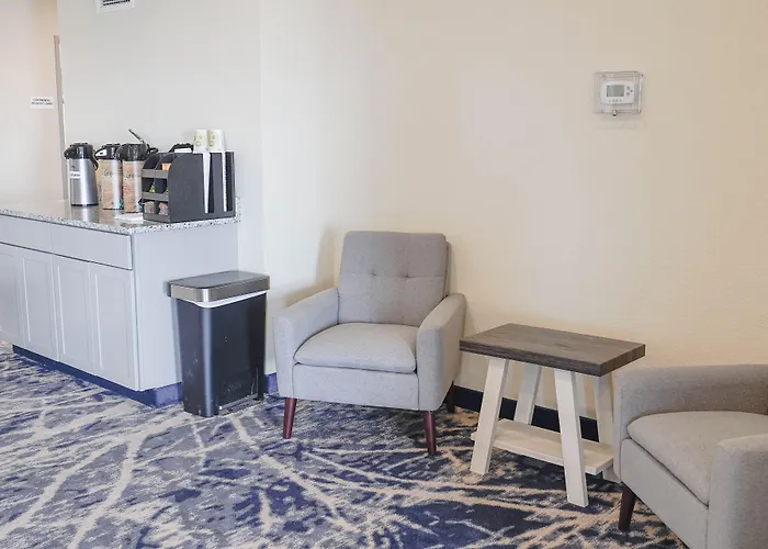 Iron Creek Inn&suites Hotel 4*