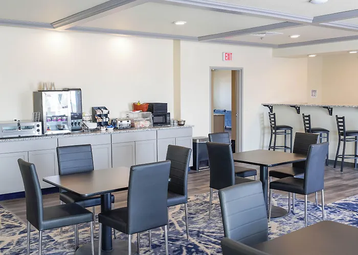 Hotel Iron Creek Inn&suites 4*